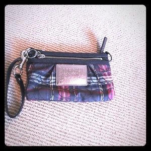 Coach Poppy Wristlet